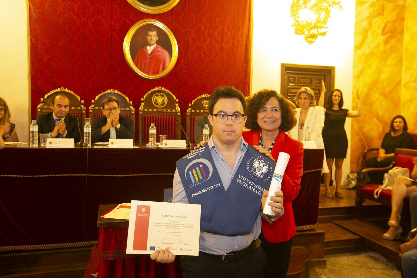 La Facultad de Derecho acoge el acto de graduación del primer diploma de inclusión social y laboral de estas características en la Universidad granadina