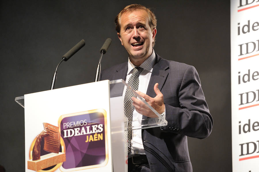 En la entrega de los IDEALES hubo emoción, risas y en los discursos también hubo cabida para las reivindicaciones