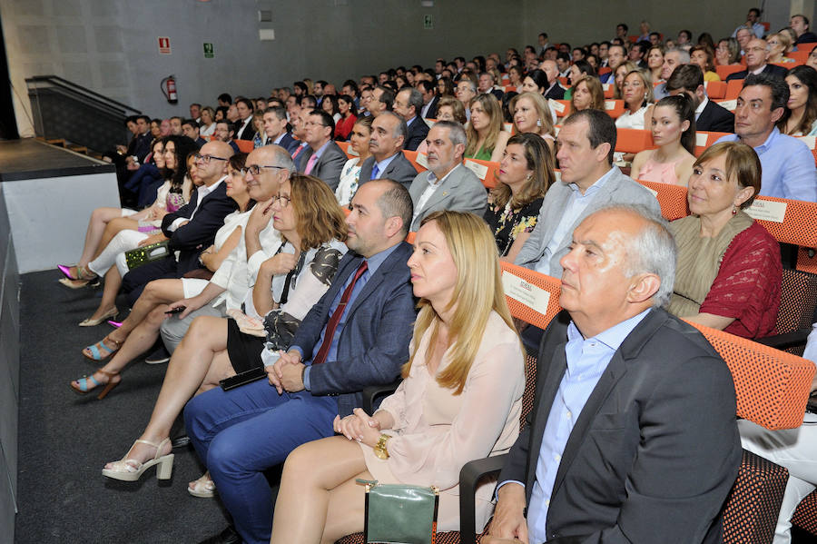 En la entrega de los IDEALES hubo emoción, risas y en los discursos también hubo cabida para las reivindicaciones
