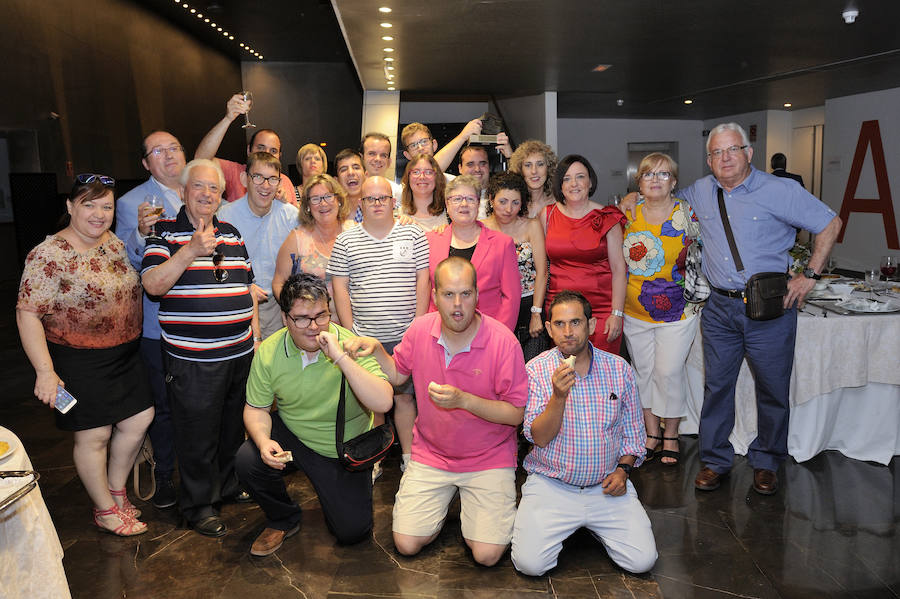 En la entrega de los IDEALES hubo emoción, risas y en los discursos también hubo cabida para las reivindicaciones