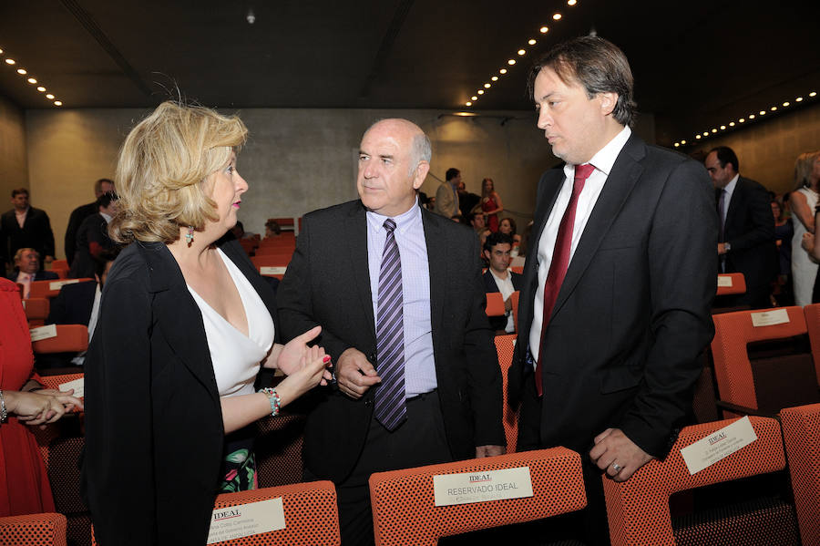 En la entrega de los IDEALES hubo emoción, risas y en los discursos también hubo cabida para las reivindicaciones