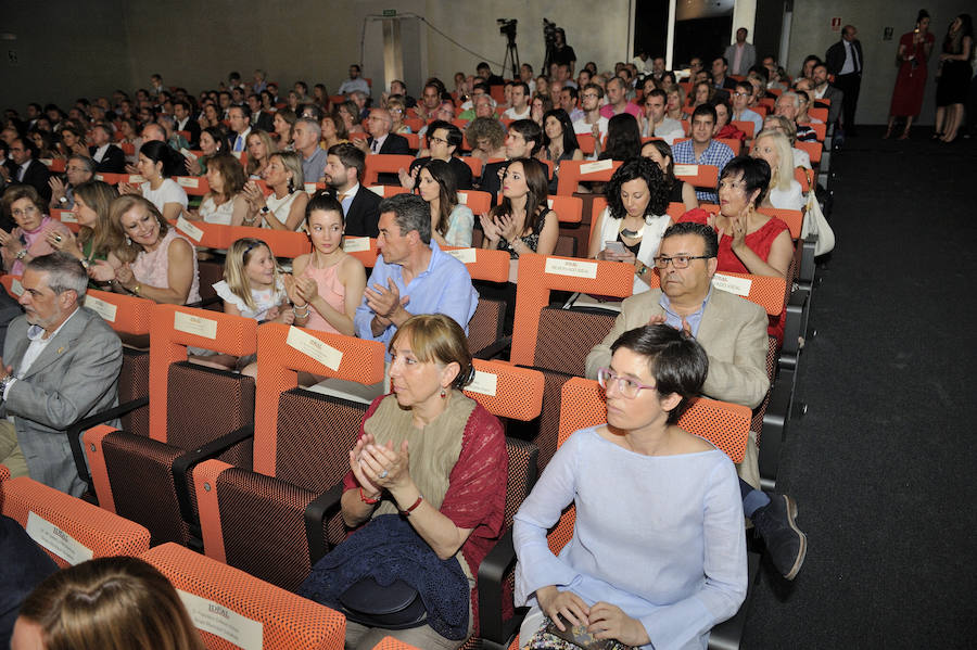 En la entrega de los IDEALES hubo emoción, risas y en los discursos también hubo cabida para las reivindicaciones