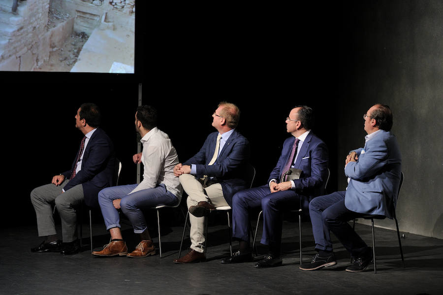En la entrega de los IDEALES hubo emoción, risas y en los discursos también hubo cabida para las reivindicaciones
