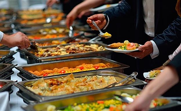 El terrible error de un restaurante que lanzó la oferta de «come todo lo que puedas»