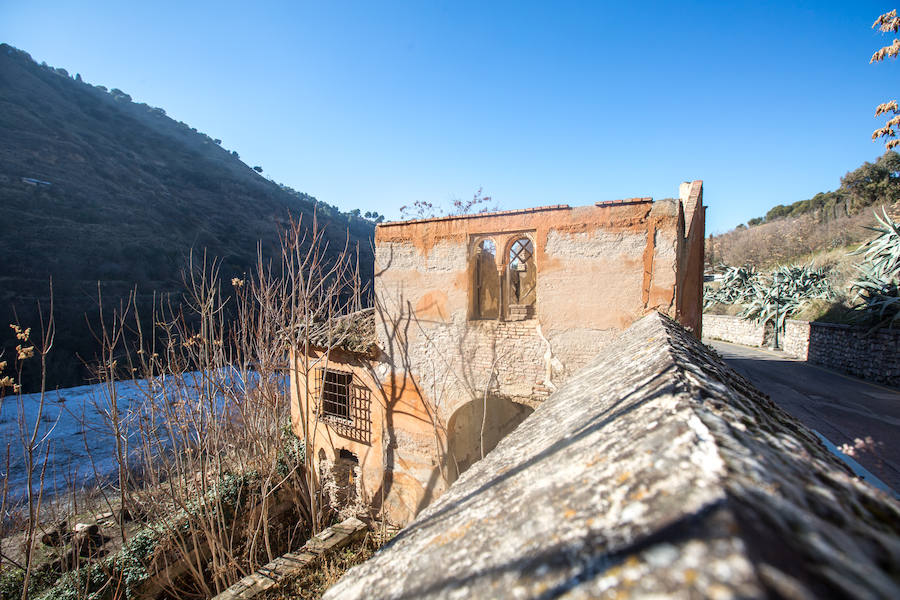 Número 4 de la calle Santo Sepulcro de Sacromonte, declarada ruina física inminente.