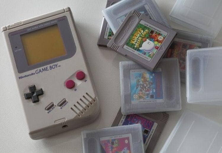 2. La primera Game Boy (10 cosas que los nacidos en el Siglo XXI jamás entenderán)