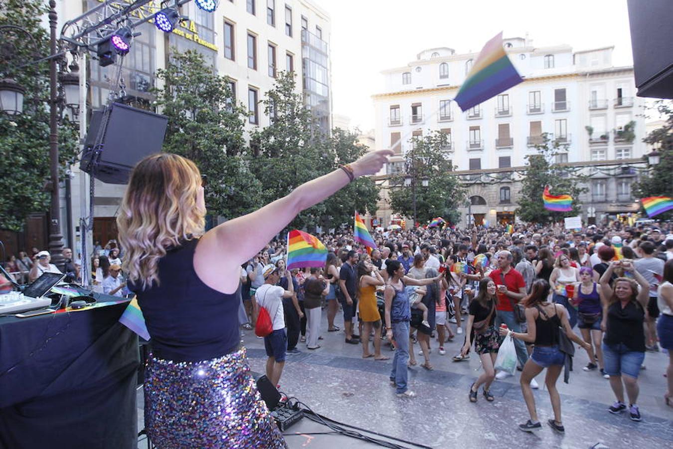 La marcha por el Orgullo LGTBIQ+ recorre las calles de la ciudad