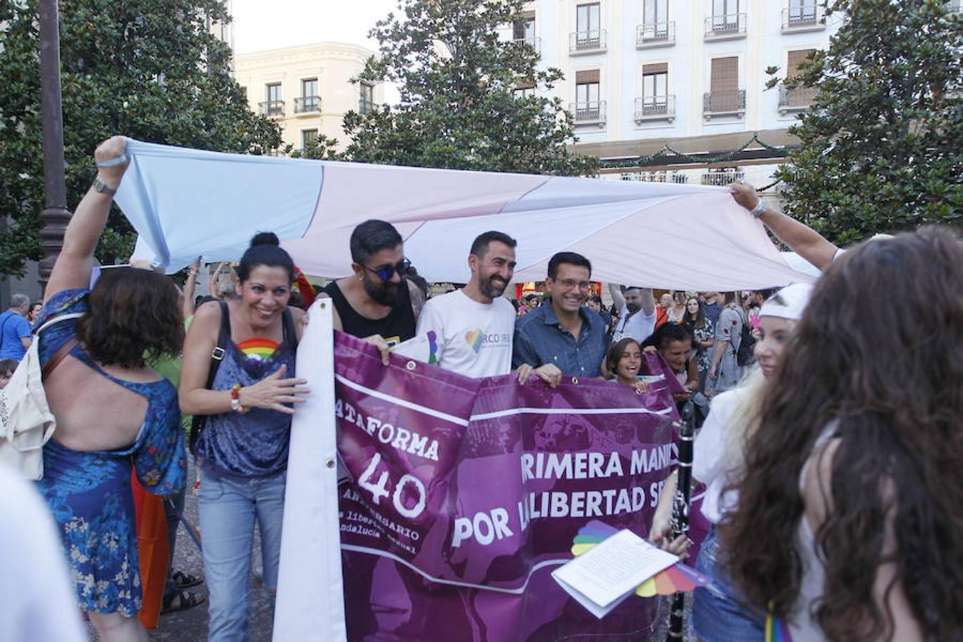 La marcha por el Orgullo LGTBIQ+ recorre las calles de la ciudad