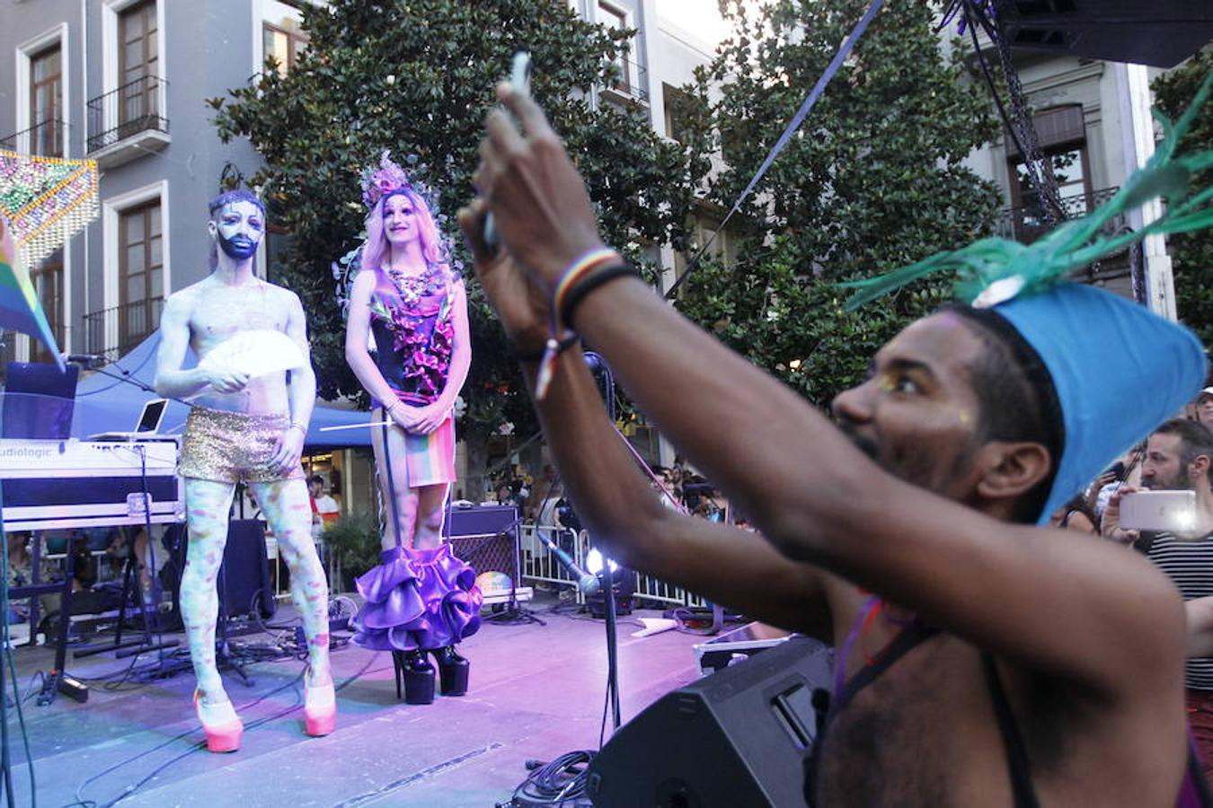 La marcha por el Orgullo LGTBIQ+ recorre las calles de la ciudad