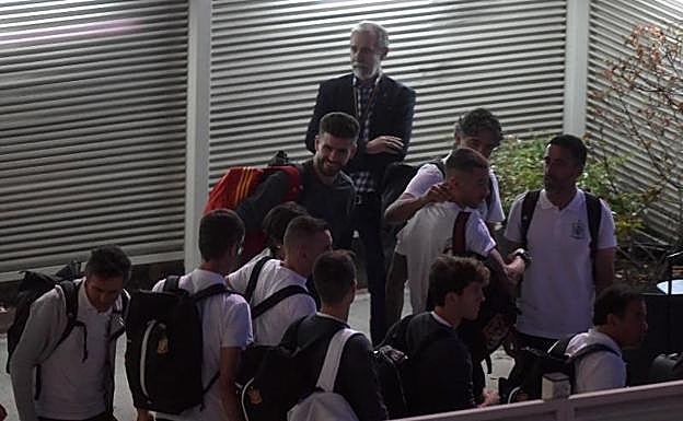 La selección, a su llegada a Barajas. 