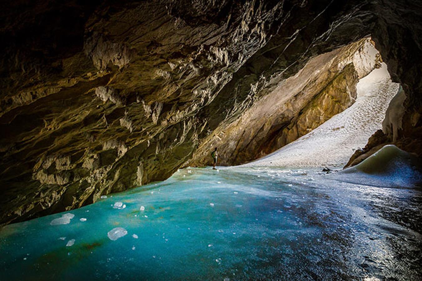 Cueva de hielo de Peña Castil, Picos de Europa