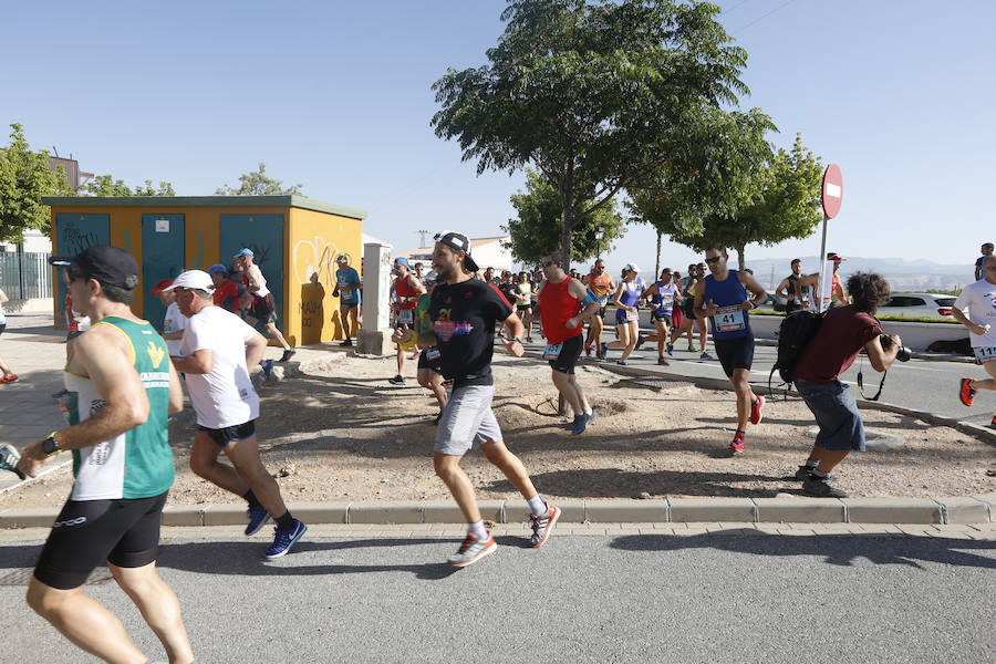 Juan Pérez y Petersson se llevan la victoria en Gójar, en una carrera que ha reunido a más de 700 corredores