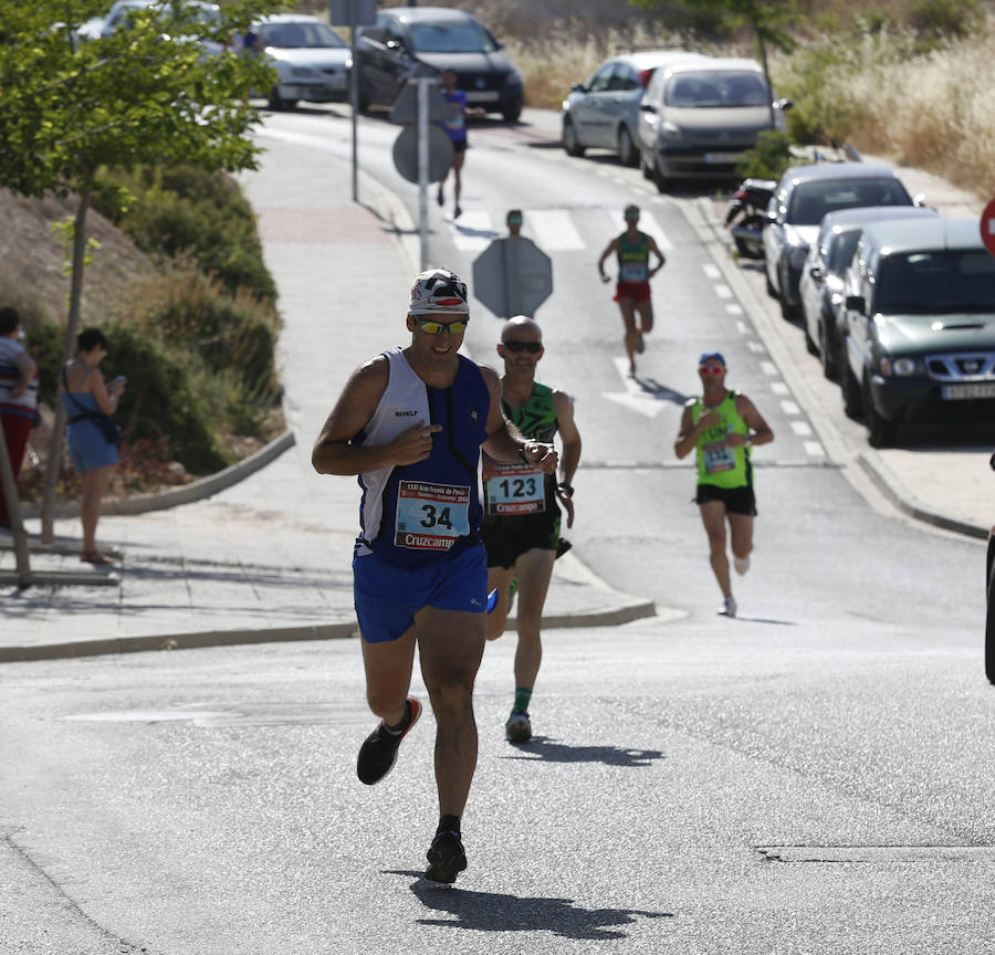 Juan Pérez y Petersson se llevan la victoria en Gójar, en una carrera que ha reunido a más de 700 corredores