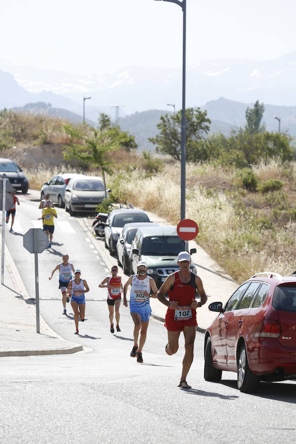 Juan Pérez y Petersson se llevan la victoria en Gójar, en una carrera que ha reunido a más de 700 corredores
