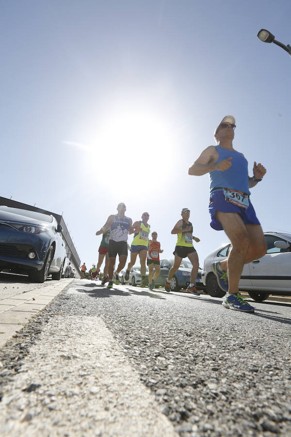 Juan Pérez y Petersson se llevan la victoria en Gójar, en una carrera que ha reunido a más de 700 corredores