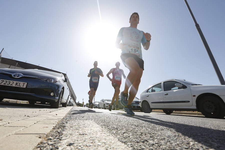 Juan Pérez y Petersson se llevan la victoria en Gójar, en una carrera que ha reunido a más de 700 corredores