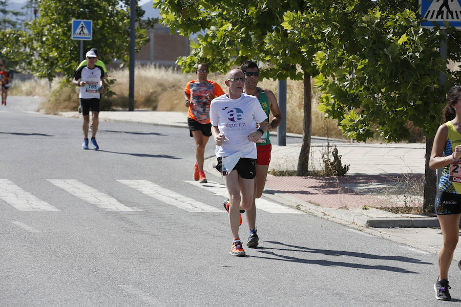 Juan Pérez y Petersson se llevan la victoria en Gójar, en una carrera que ha reunido a más de 700 corredores