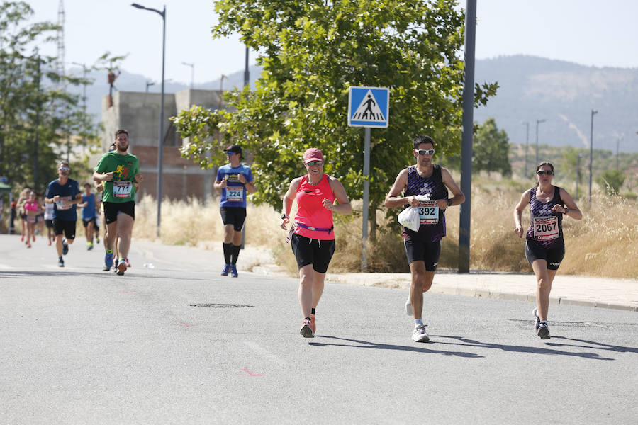 Juan Pérez y Petersson se llevan la victoria en Gójar, en una carrera que ha reunido a más de 700 corredores