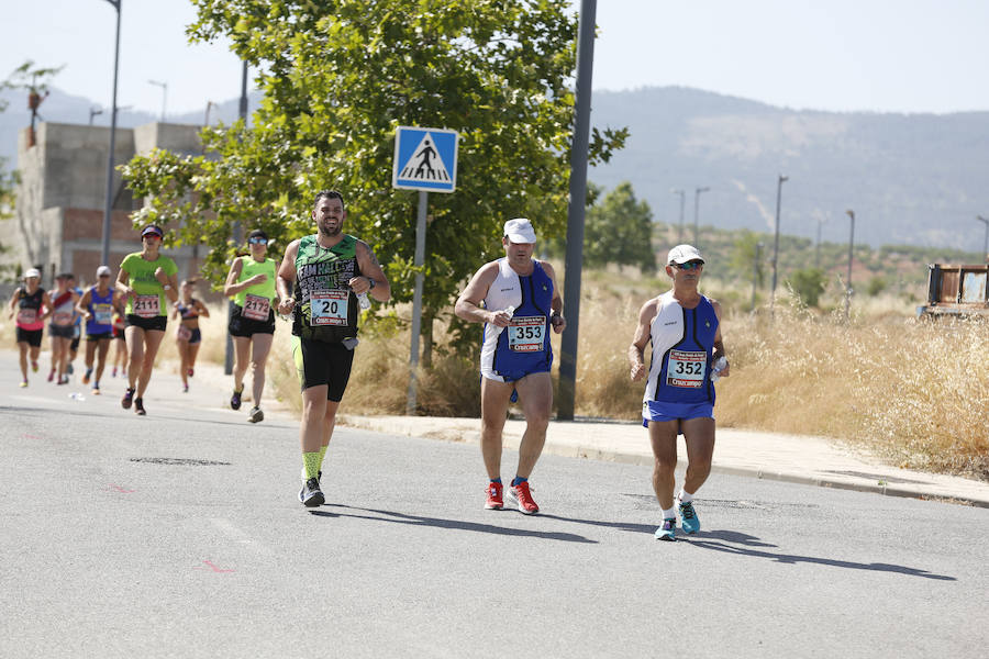 Juan Pérez y Petersson se llevan la victoria en Gójar, en una carrera que ha reunido a más de 700 corredores