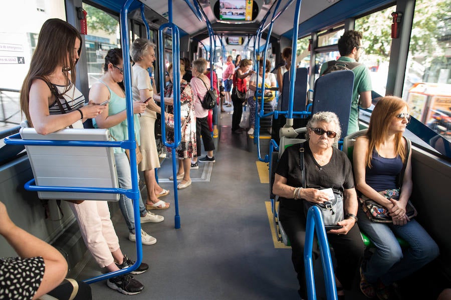 Primeras imágenes de los vehículos en sus rutas actuales.