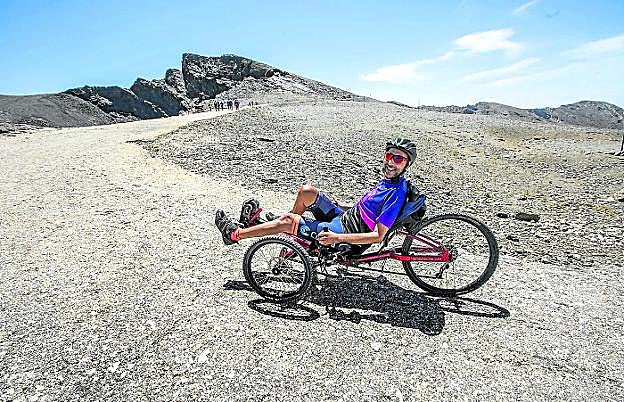 El granadino que da la vuelta al mundo para luchar contra la ELA: «Este es mi último reto»