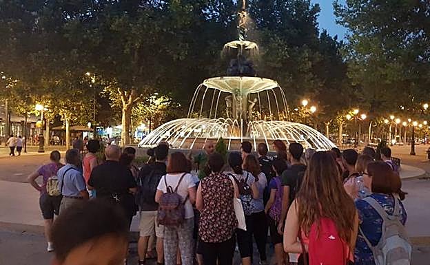 Los culleros en su ruta de senderismo nocturno 