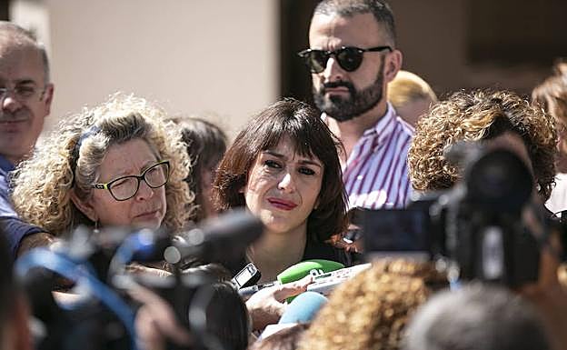 Juana Rivas pide que se aplique la ley en su realidad y en la del resto de maltratadas