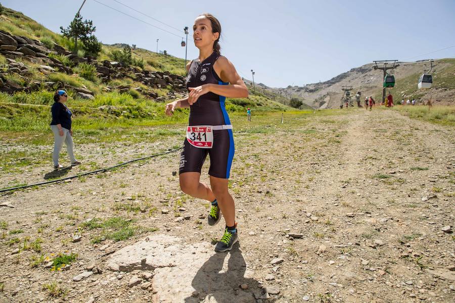 Las mejores imágenes de esta espectacular carrera entre Pradollano y La Hoya de la Mora.
