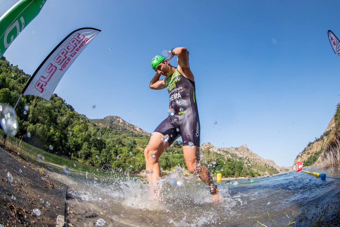 Las mejores imágenes de esta espectacular carrera entre Pradollano y La Hoya de la Mora.