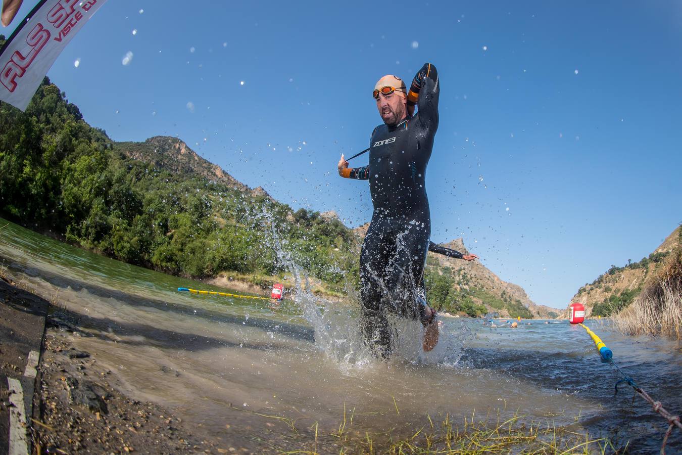 Las mejores imágenes de esta espectacular carrera entre Pradollano y La Hoya de la Mora.