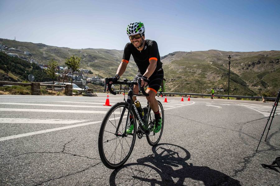 Las mejores imágenes de esta espectacular carrera entre Pradollano y La Hoya de la Mora.