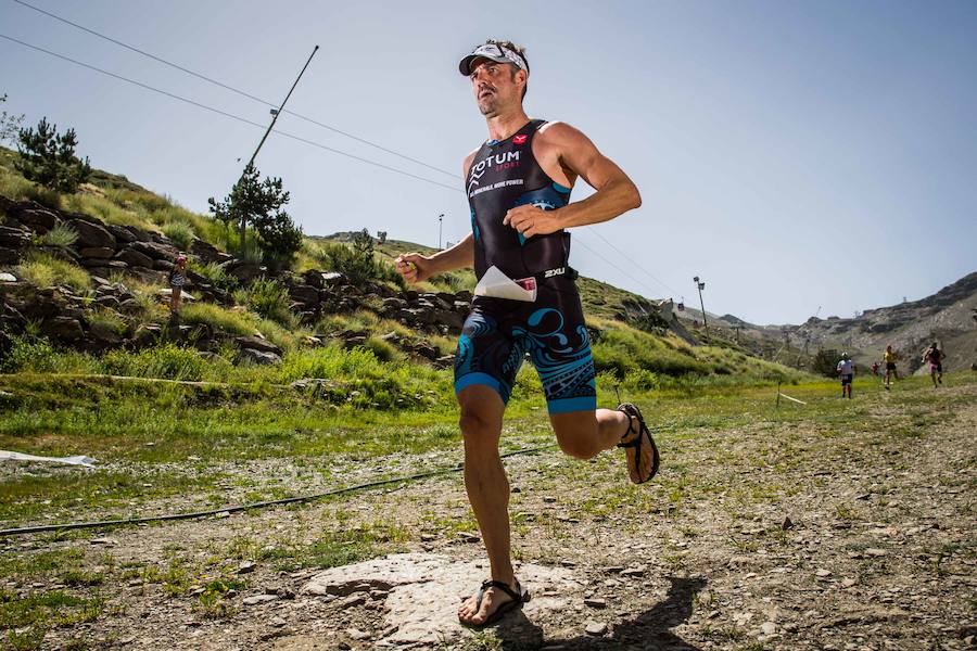 Las mejores imágenes de esta espectacular carrera entre Pradollano y La Hoya de la Mora.
