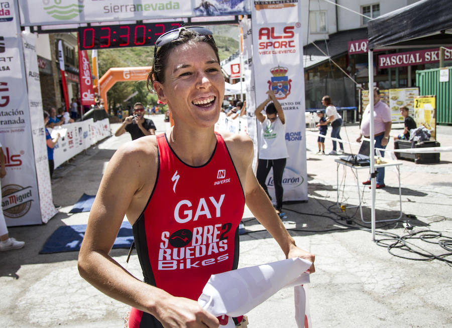 Las mejores imágenes de esta espectacular carrera entre Pradollano y La Hoya de la Mora.