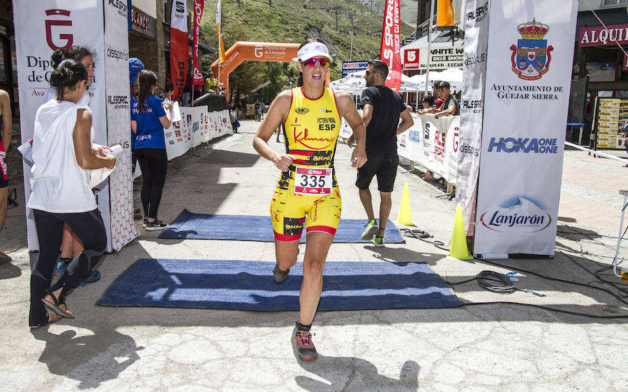 Las mejores imágenes de esta espectacular carrera entre Pradollano y La Hoya de la Mora.