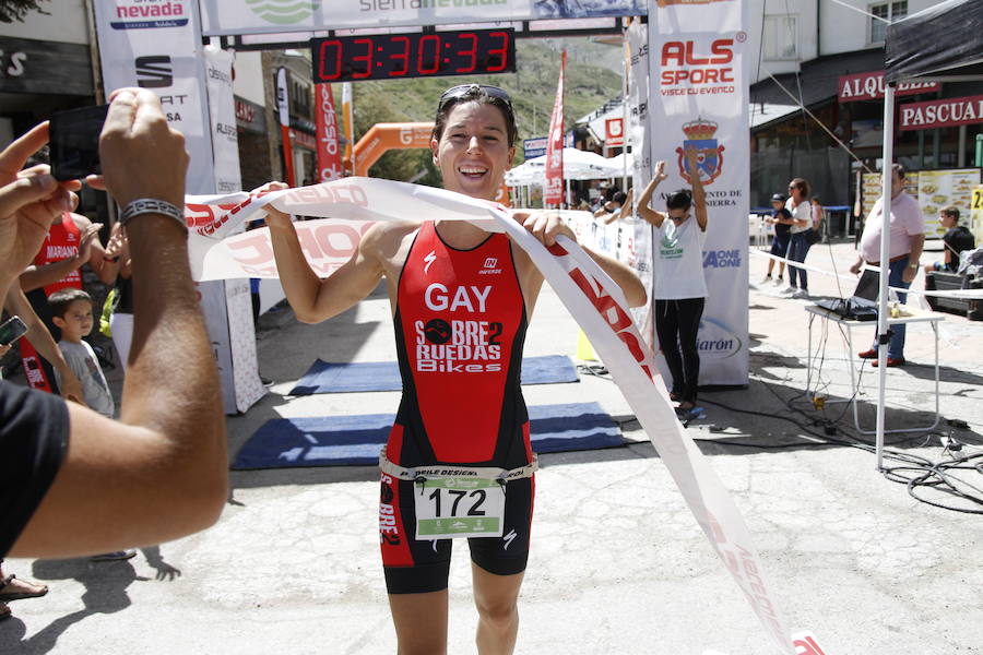 Las mejores imágenes de esta espectacular carrera entre Pradollano y La Hoya de la Mora.