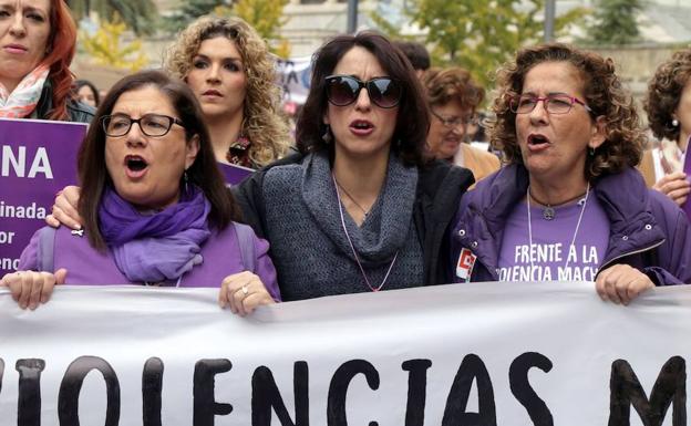 Juana Rivas en la pasada manifestación del Día Internacional contra la Violencia de Género. 