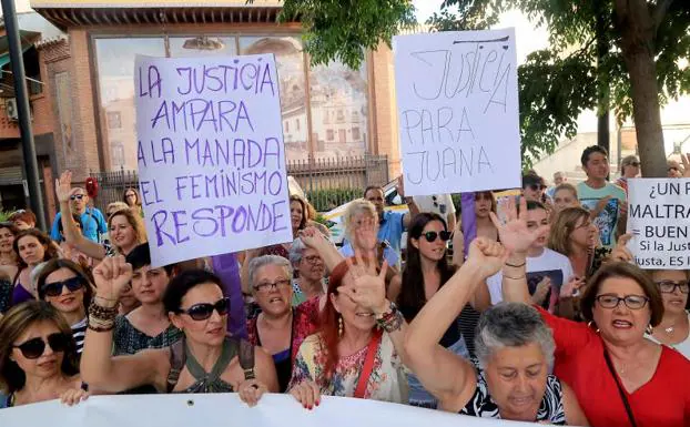Más de 150.000 personas firman una petición para que se indulte a Juana Rivas