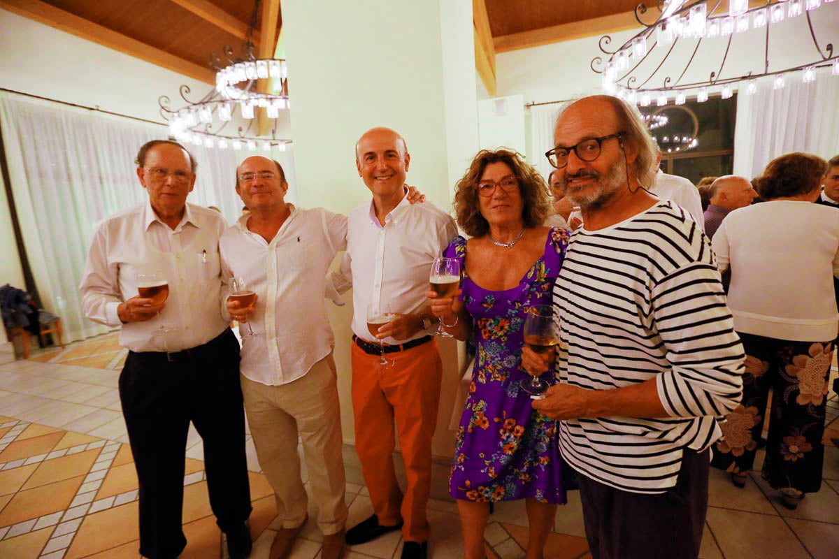 Los Moriscos acogió este sábado una cena para festejar este logro