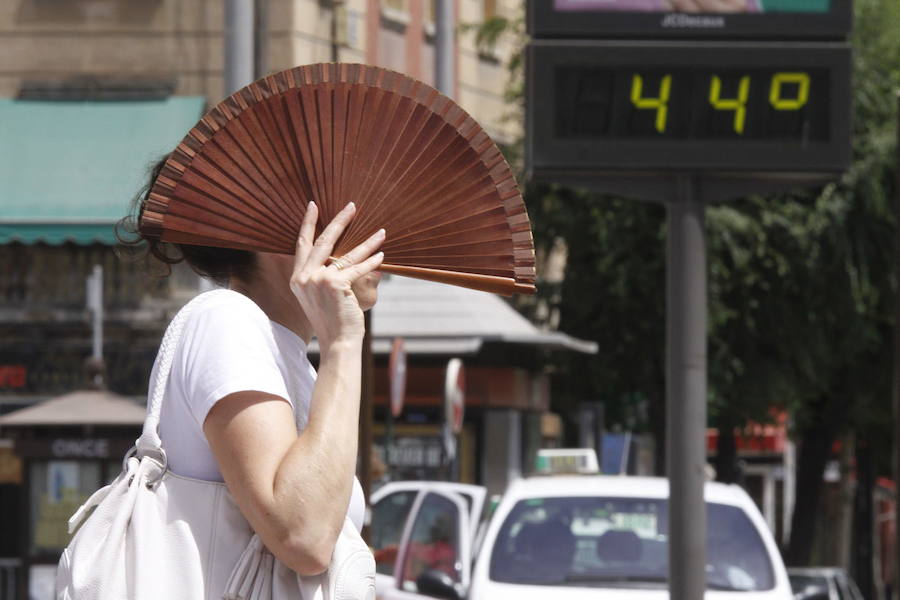 Imágenes del pasado 2 de agosto cuando aterrizó la primera ola de calor de este verano