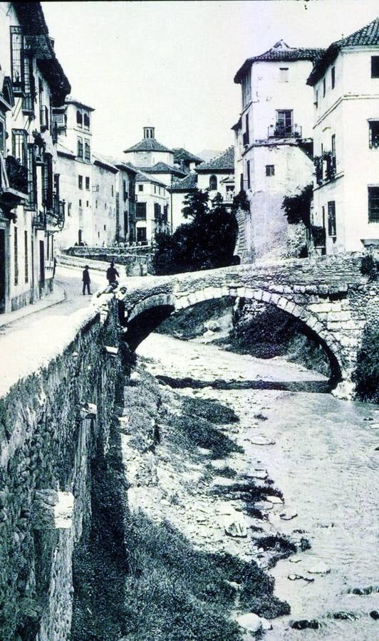 Puente Espinosa en la carrera del Darro. 