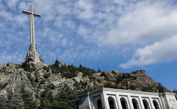 Las visitas al Valle de los Caídos suben un 50% por la exhumación de Franco
