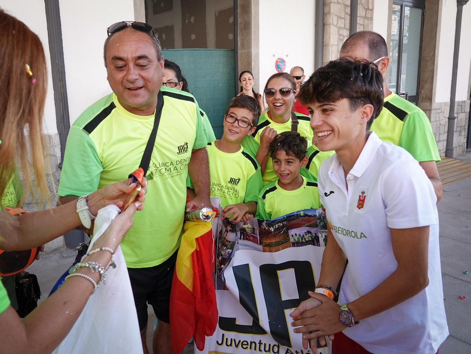 Este ha sido el recibimiento a la medallista.
