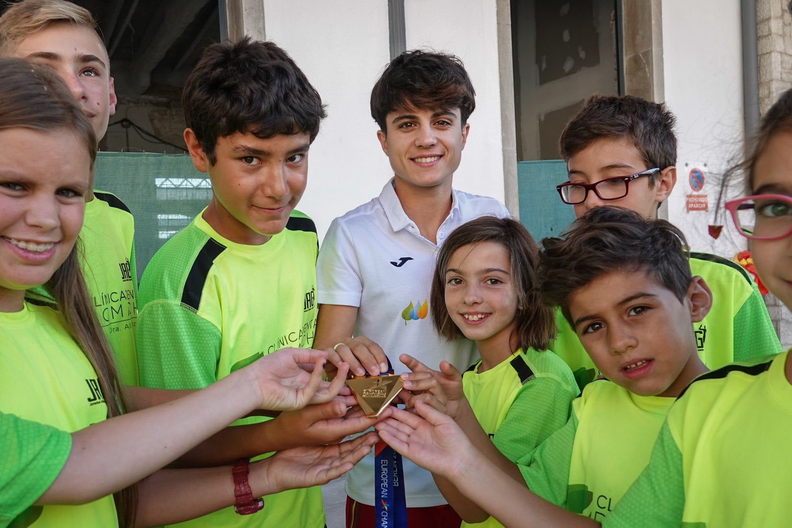 Este ha sido el recibimiento a la medallista.