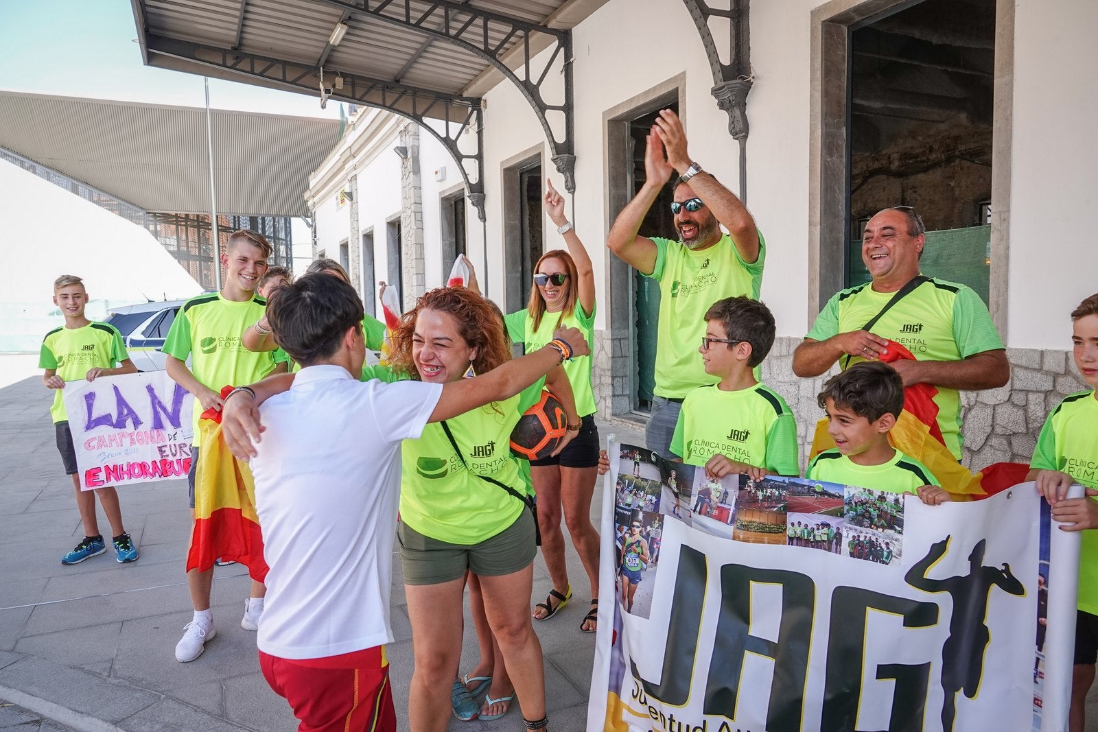 Este ha sido el recibimiento a la medallista.