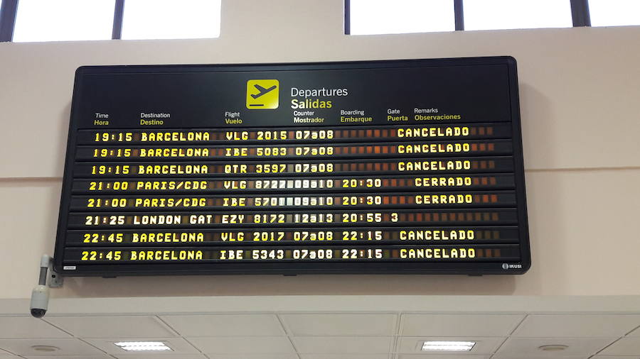 Nuevas incidencias de la compañá aérea en un verano plagado de reclamaciones por vuelos cancelados