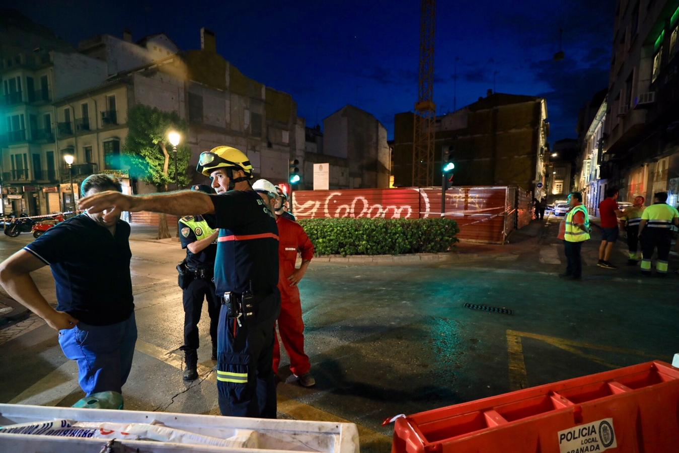 El agua del Darro se está filtrando y afecta a los cimientos del nuevo inmueble que se está construyendo en el solar