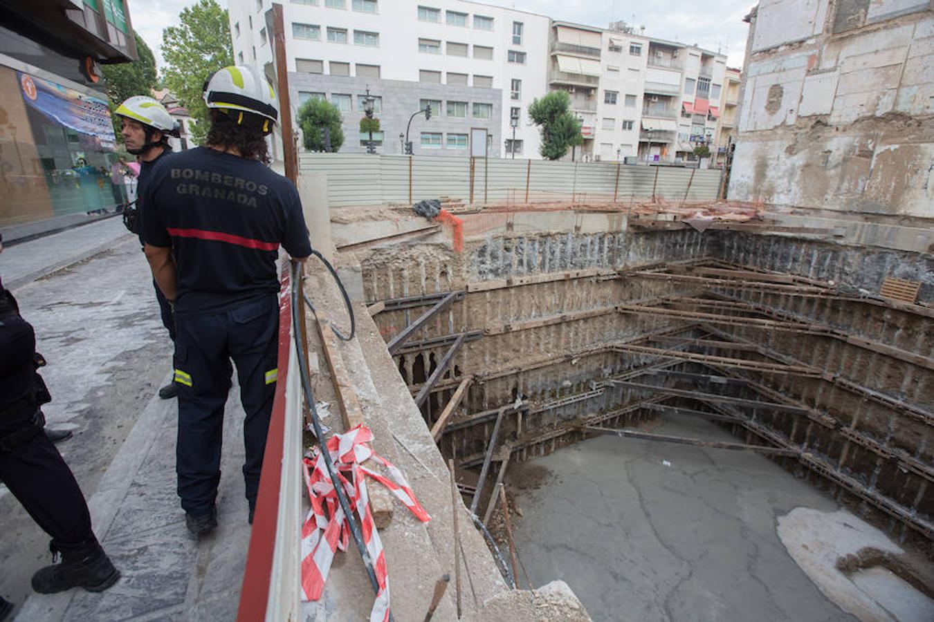 Fotos: Las imágenes de los dos edificios desalojados en Granada por riesgo de derrumbe en las obras del antiguo Hotel Montecarlo
