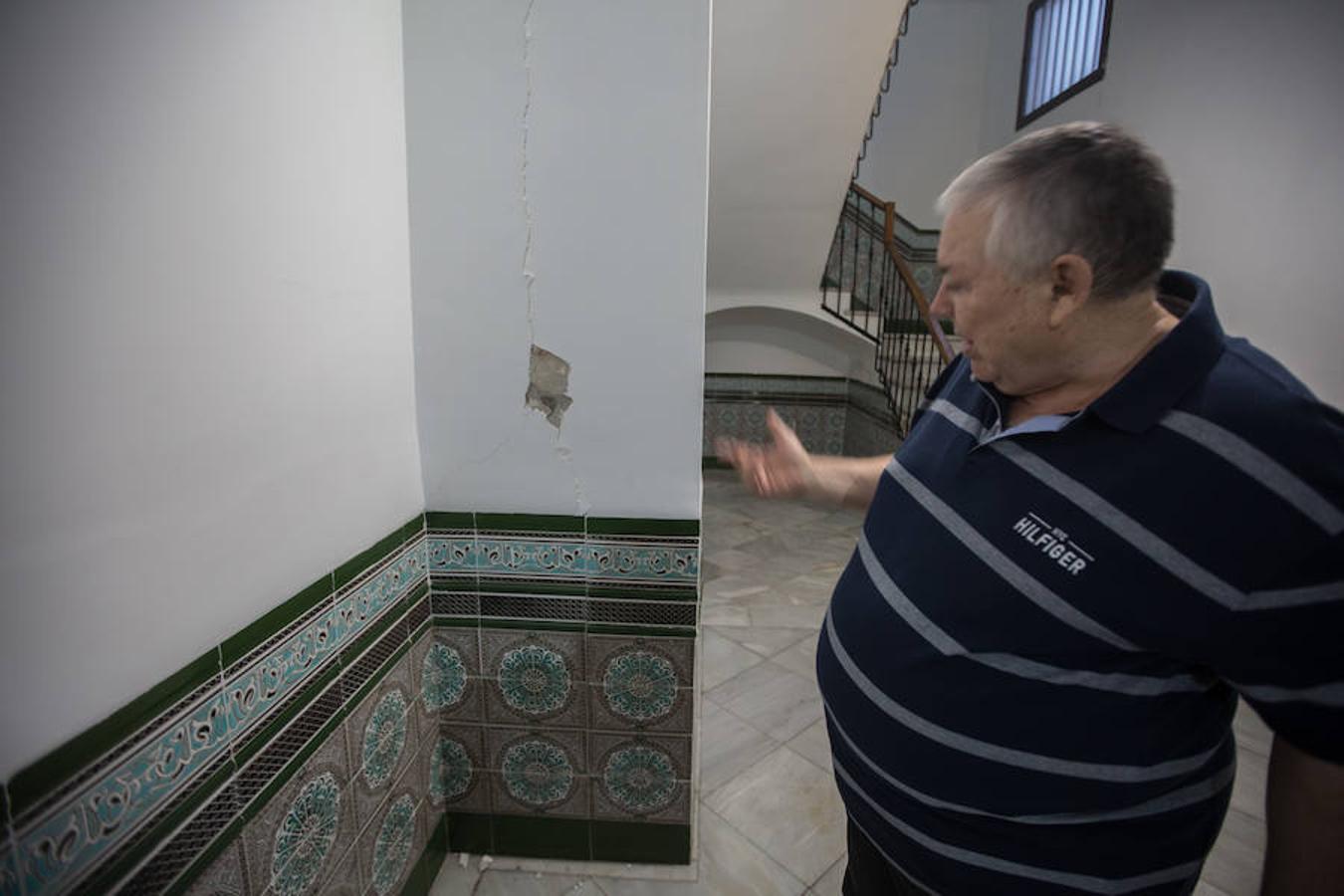 Fotos: Las imágenes de los dos edificios desalojados en Granada por riesgo de derrumbe en las obras del antiguo Hotel Montecarlo