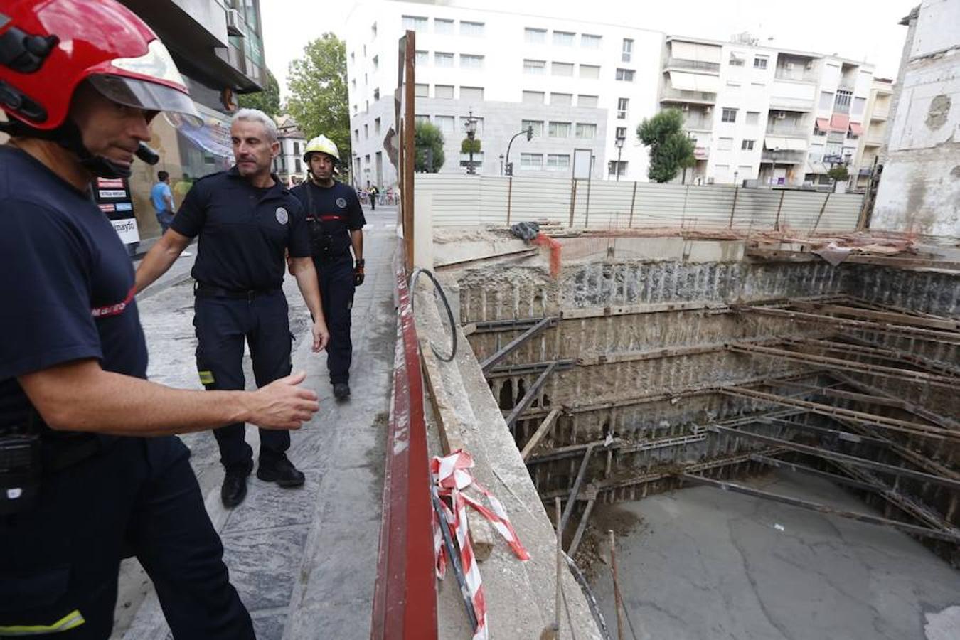 Fotos: Las imágenes de los dos edificios desalojados en Granada por riesgo de derrumbe en las obras del antiguo Hotel Montecarlo
