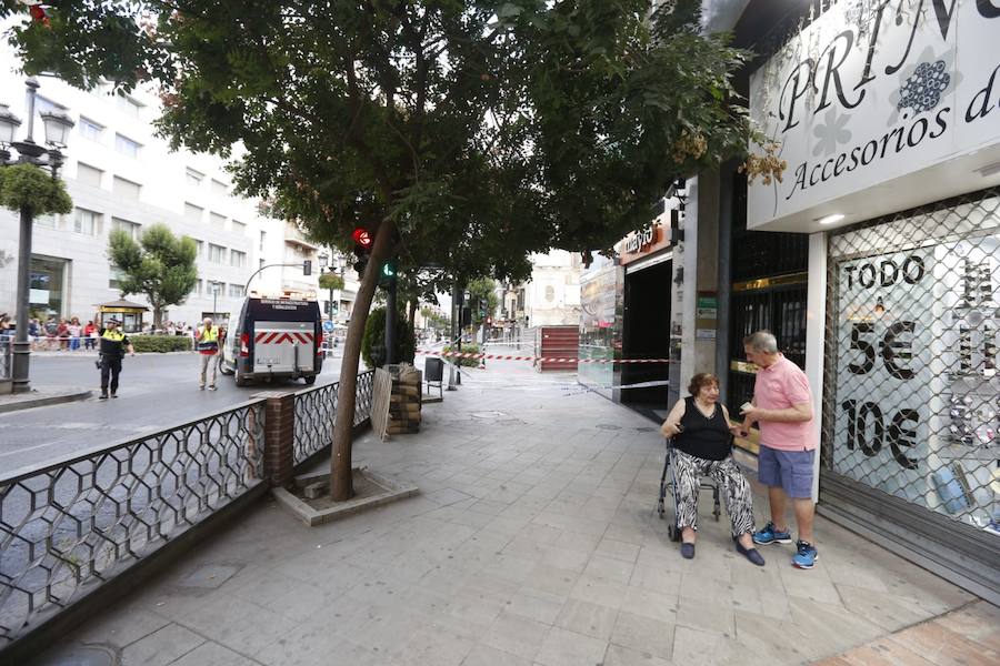 El agua del Darro se está filtrando y afecta a los cimientos del nuevo inmueble que se está construyendo en el solar